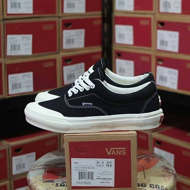 vans era halfmoon