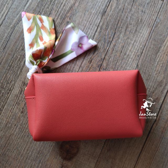 estee lauder pouch bag