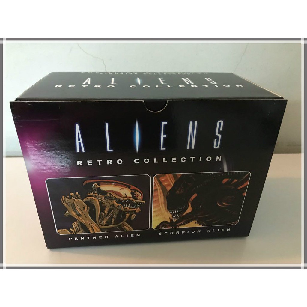 The Alien & Predator Figurine Collection Alien Retro Collection Panther Alien & Scorpion Alien Twin Pack