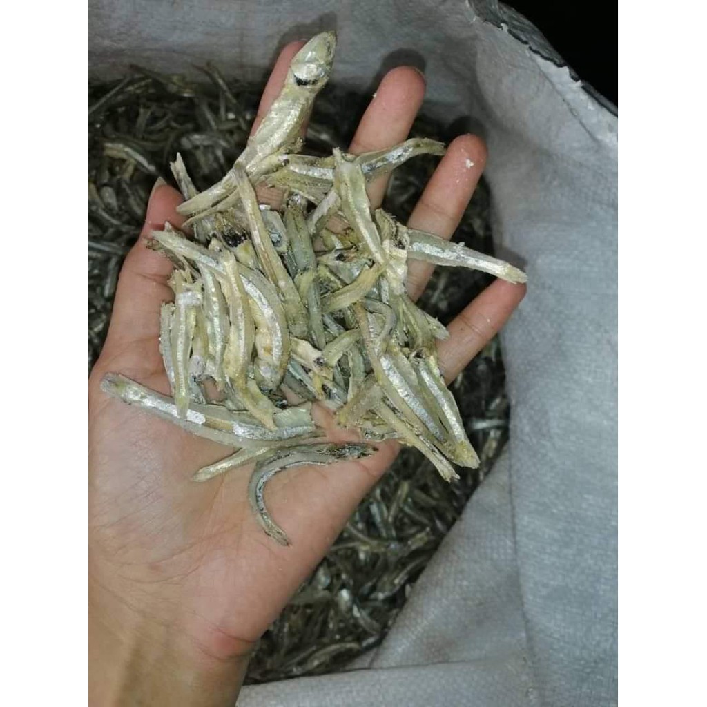 Ikan Bilis Bulat Size Besar