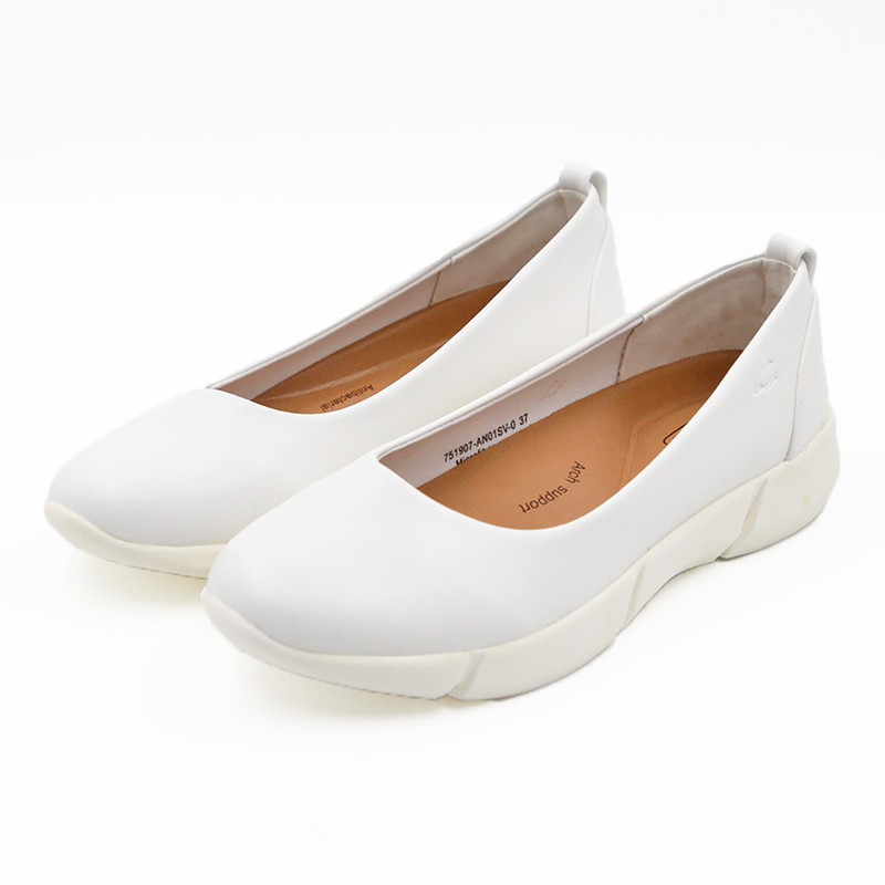 camel flats womens