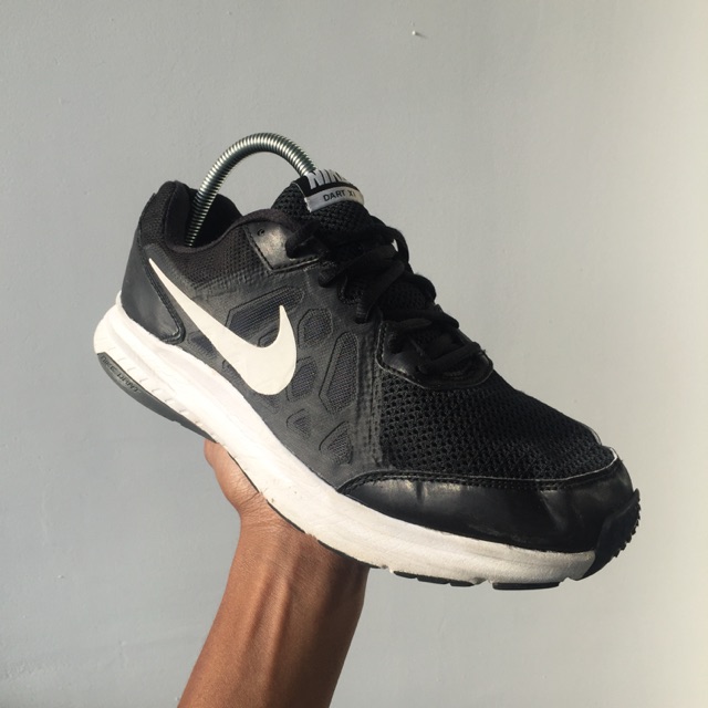 nike dart xi price