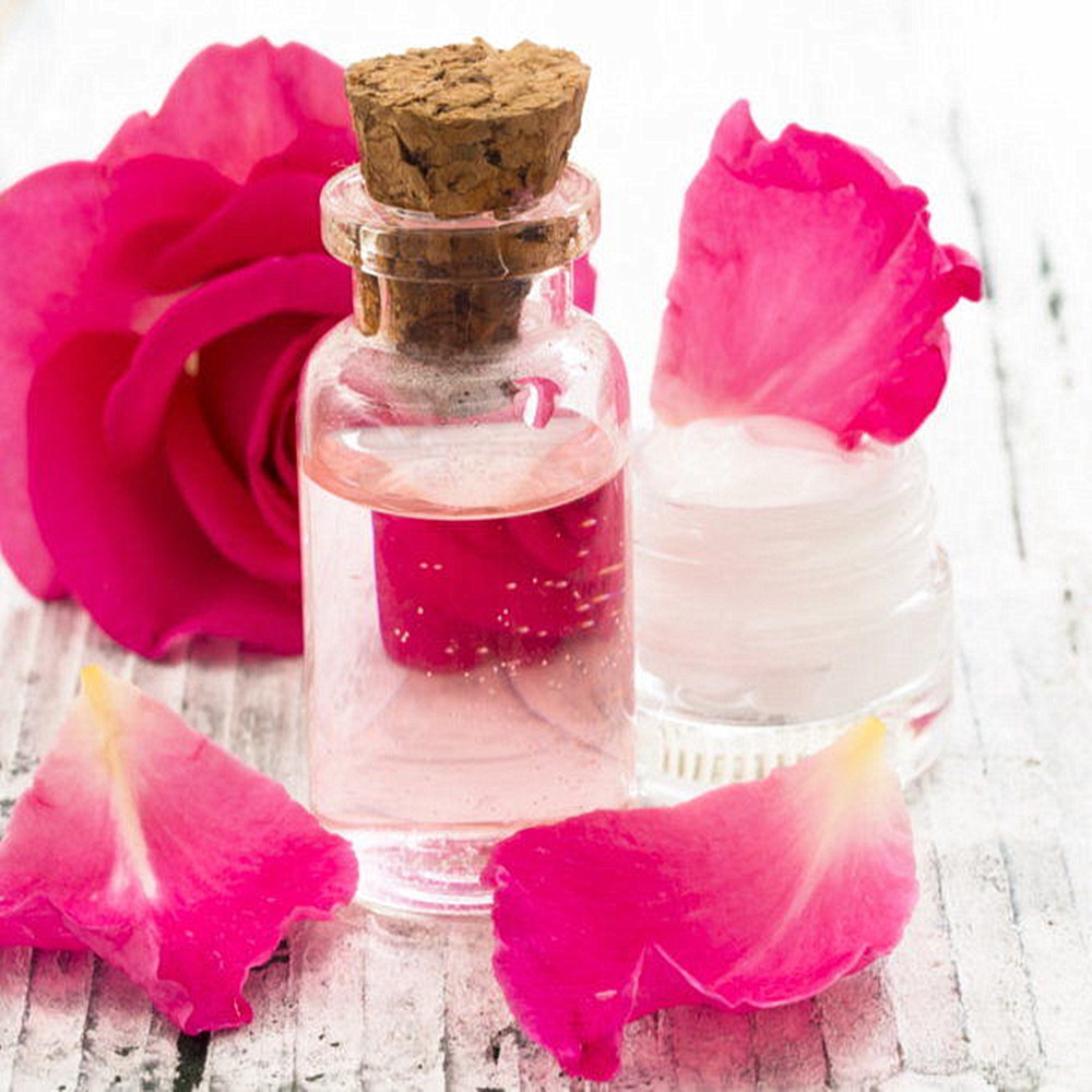 damask rose hydrosol