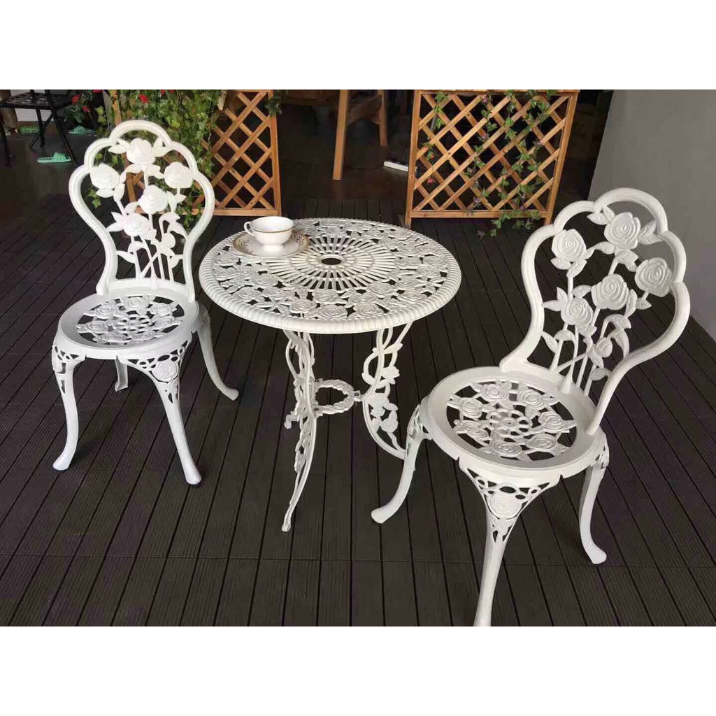 Outdoor European Style Aluminium Garden Set 1 Table 2 Chairs