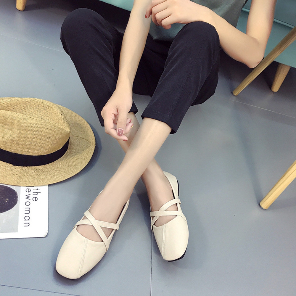 Women�s Vintage Flat Heel Cross Strap Leather Shoes Casual