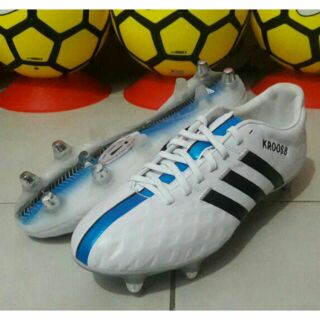 adidas 11pro sg