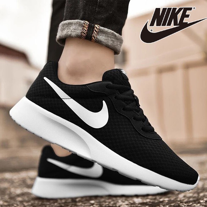 (Ready Stock)Original! NIKE Roshe Run Running Shoes Sneakers Men's And Women's (Ready Stock)Original! NIKE Roshe Run Running Shoes Sneakers Men's And Women's