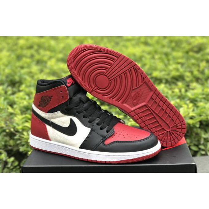 jordan 1 gym red black summit white