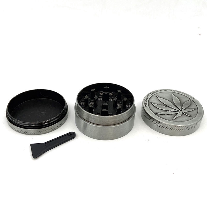 Style 3 Layers Poker Pattern Tobacco Grinder Leaf Herb Smoke Spice Crusher 