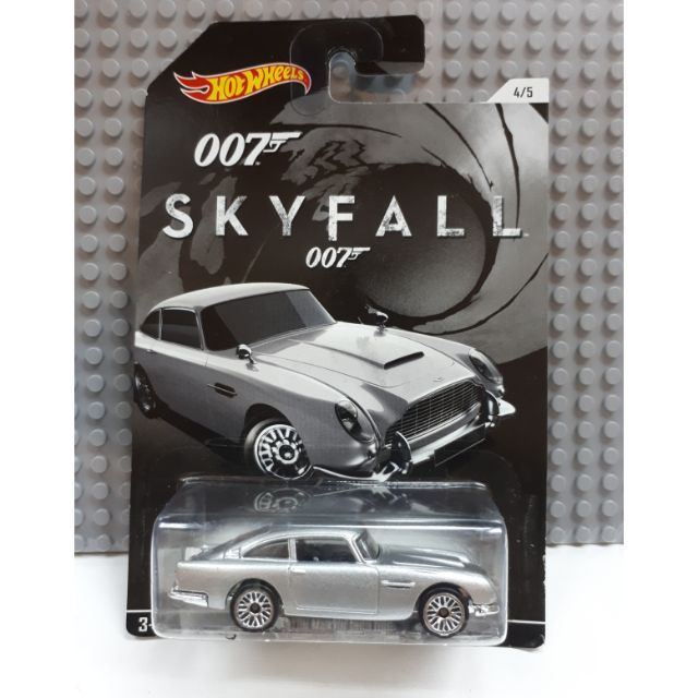 hot wheels 007 skyfall