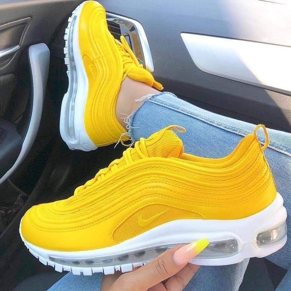 womens yellow nike air max