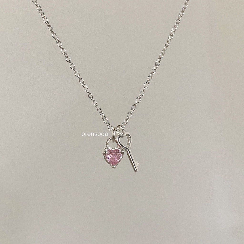 S925 pink heart key necklace