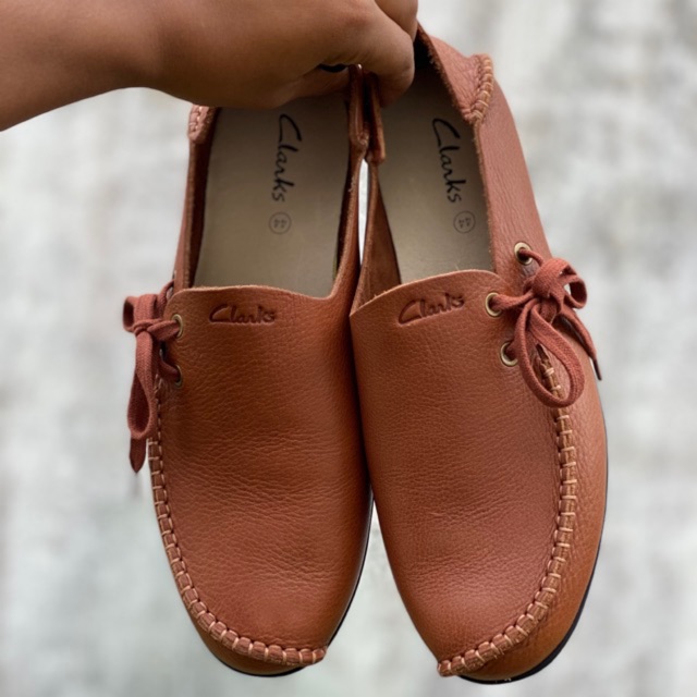 clarks genuine leather