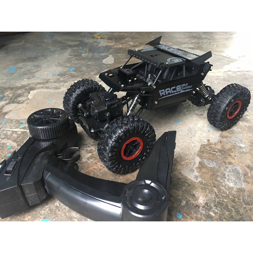 kereta control monster truck