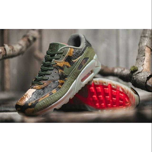 camo croc air max 90