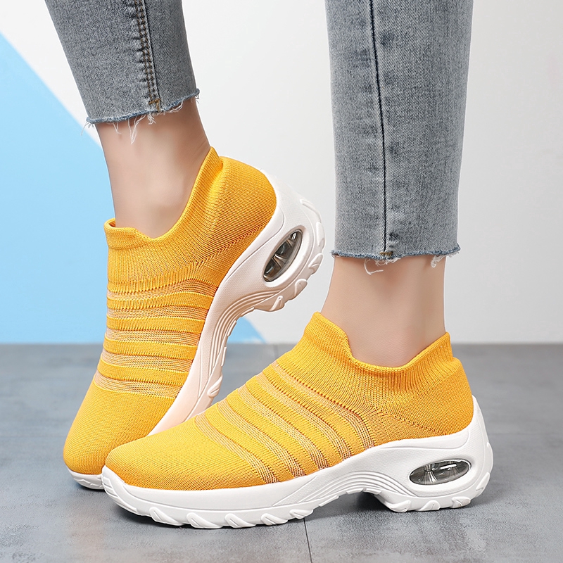 ladies yellow running shoes