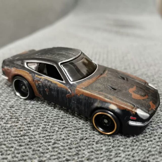 hot wheels datsun 240z