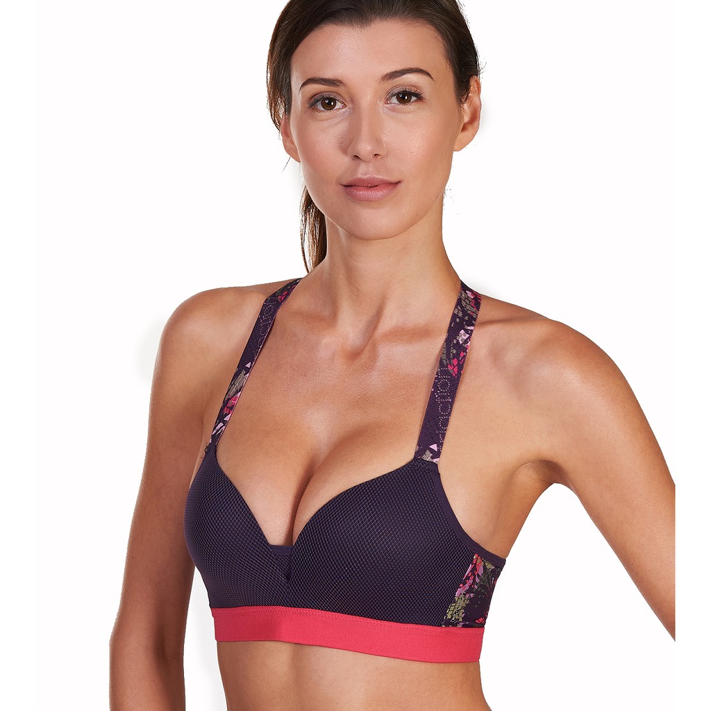 triumph triaction magic motion