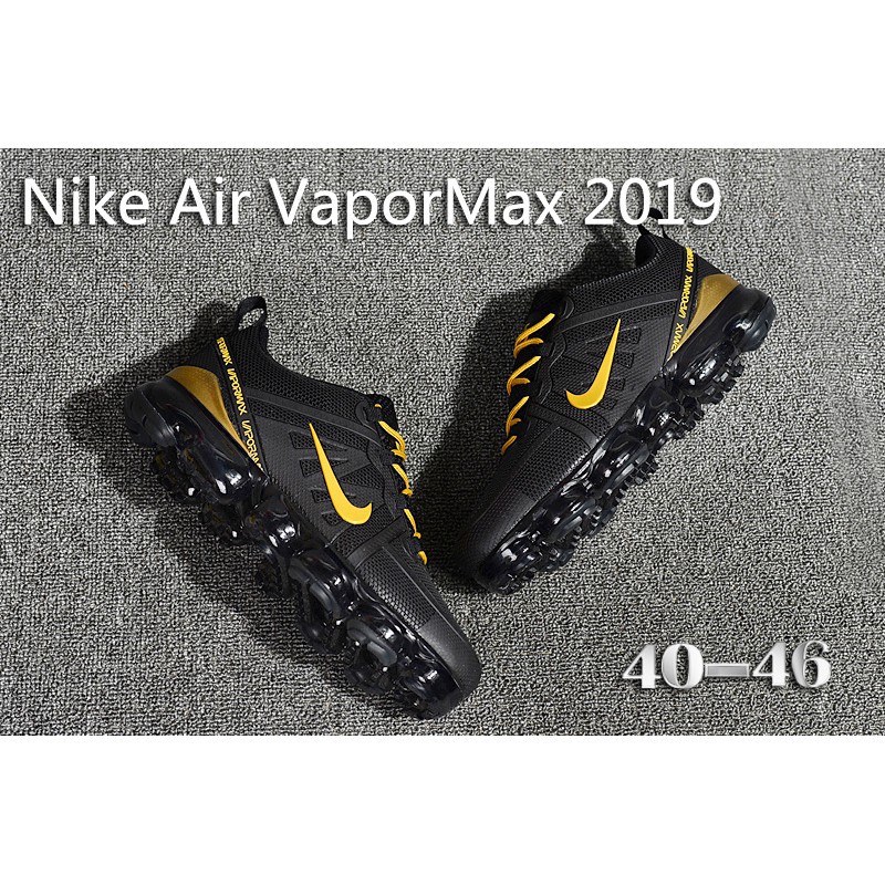 black and gold vapormax womens