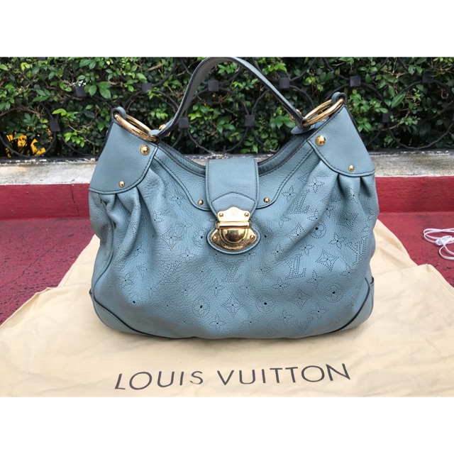 louis vuitton mahina bag