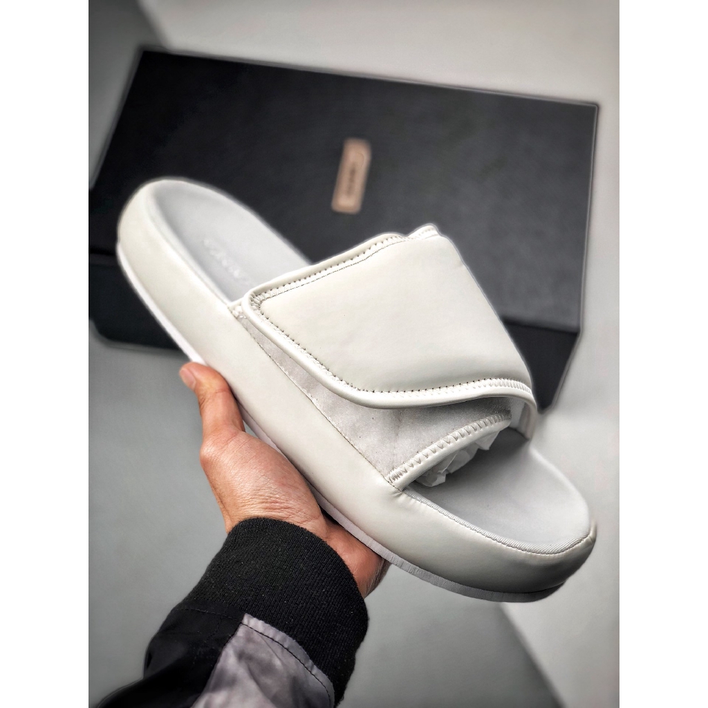 yeezy nylon slippers