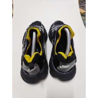 tapak kasut nike air max