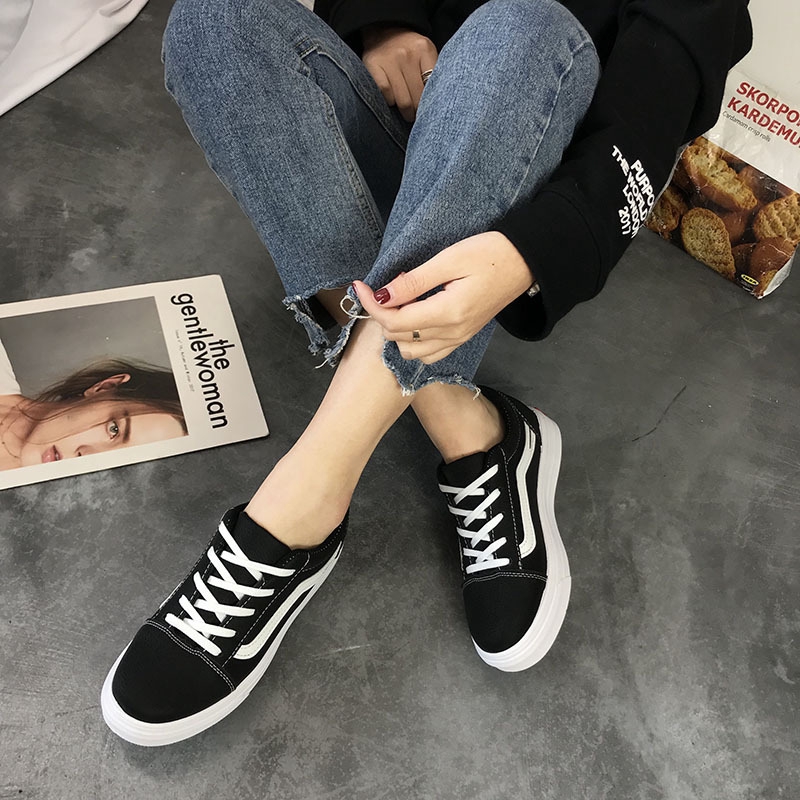 trendy black shoes