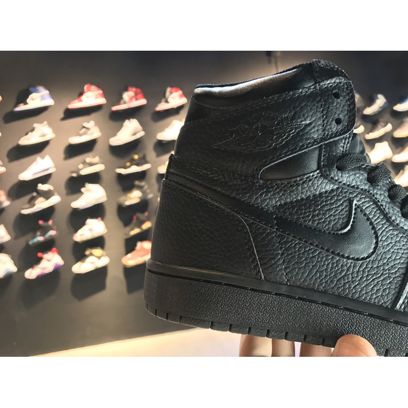 jordan 1 high og triple black