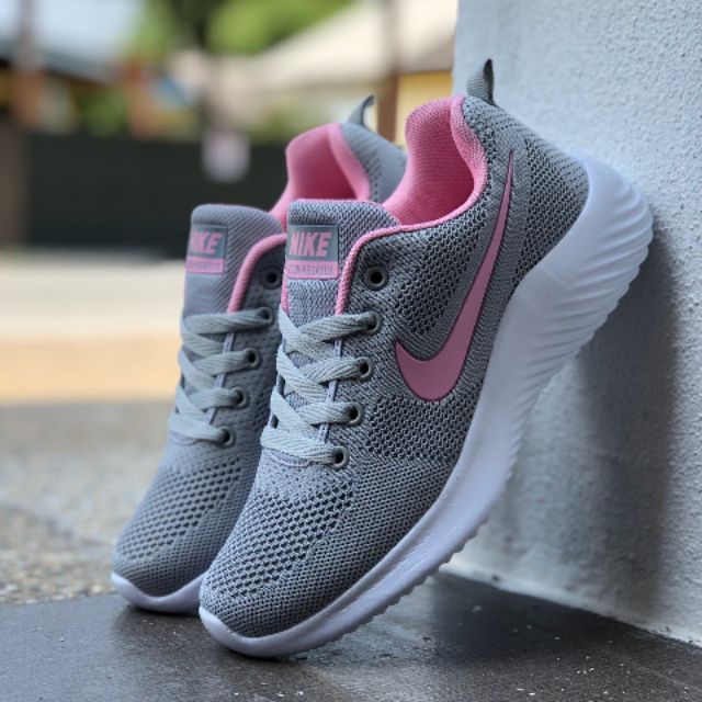 nike roshe run 40