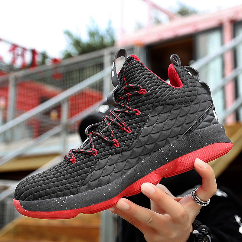 lebron james womens basketball shoes