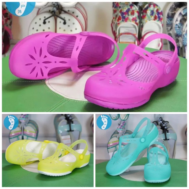Crocs Mary Jane Carlie Cutout Clog | Shopee Malaysia