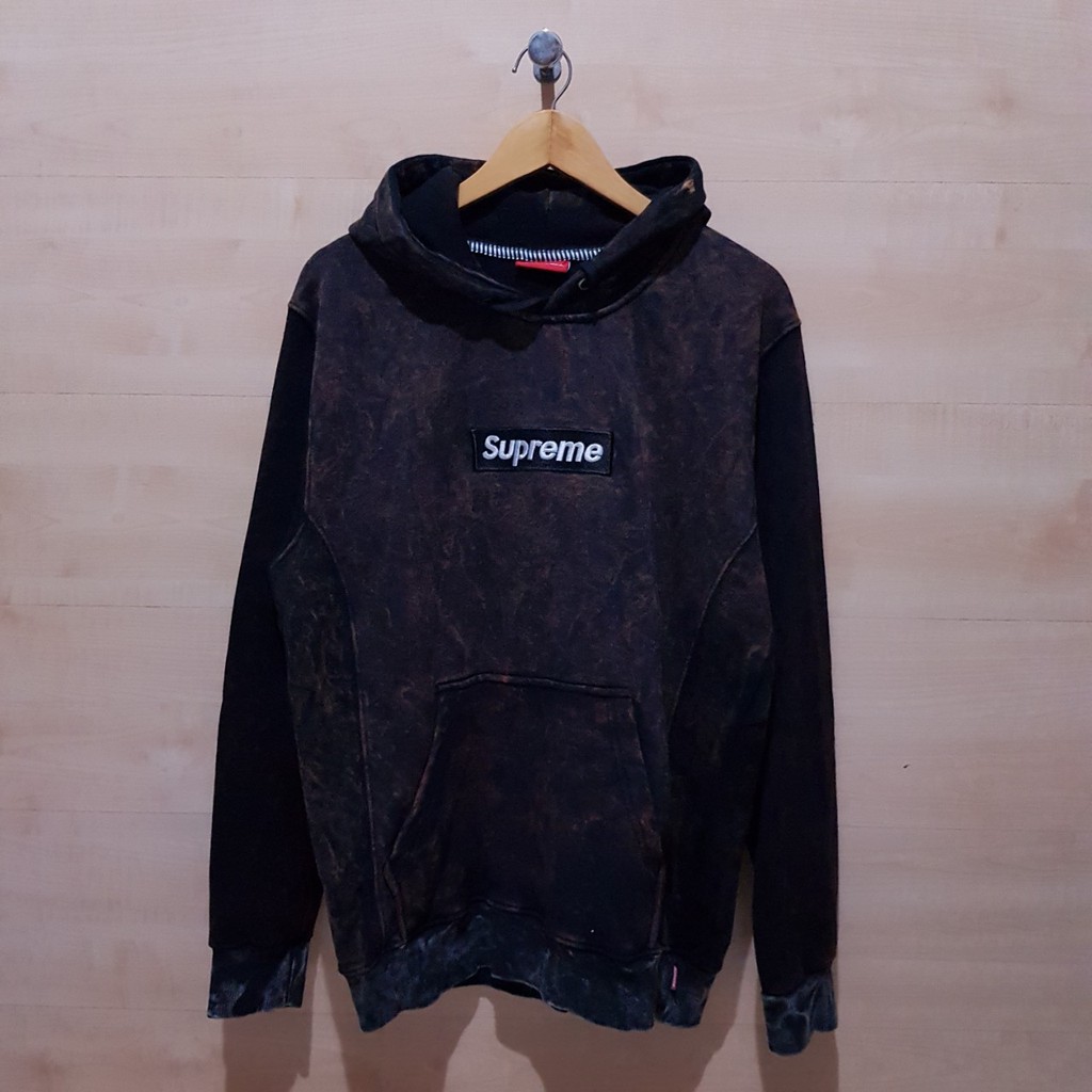 supreme tie dye box logo