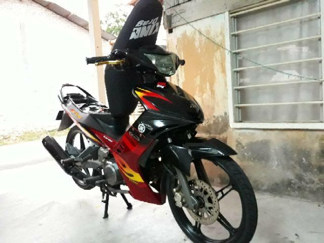 Yamaha Lc135 V1 2 Body Sticker Shopee Malaysia