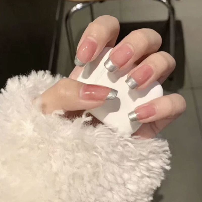 🇲🇾Ready stock French metallic silver fake nails kuku palsu 假指甲 Ins women fashion accessories manicure nails