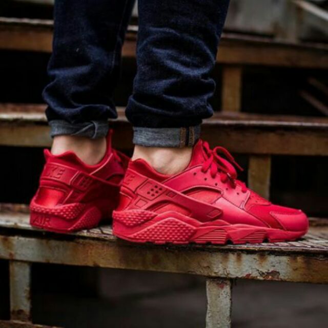 triple red huaraches