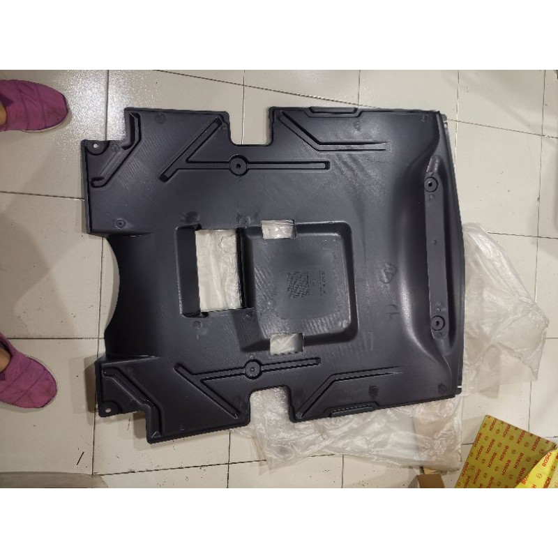 OIL SUMP GUARD MERCEDES W124 UNDERCARRIAGE ENGINE COVER Shopee Malaysia