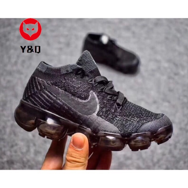 kids nike vapormax black