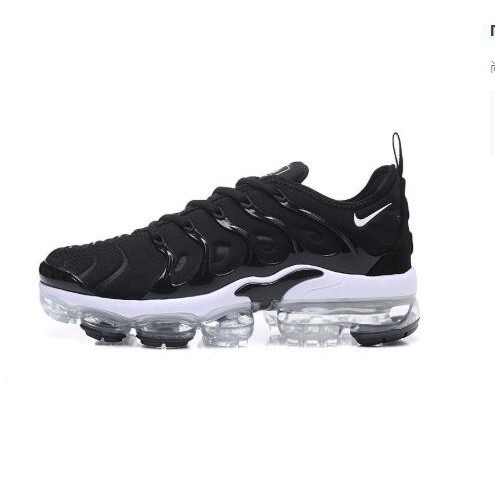 nike air vapormax plus black white