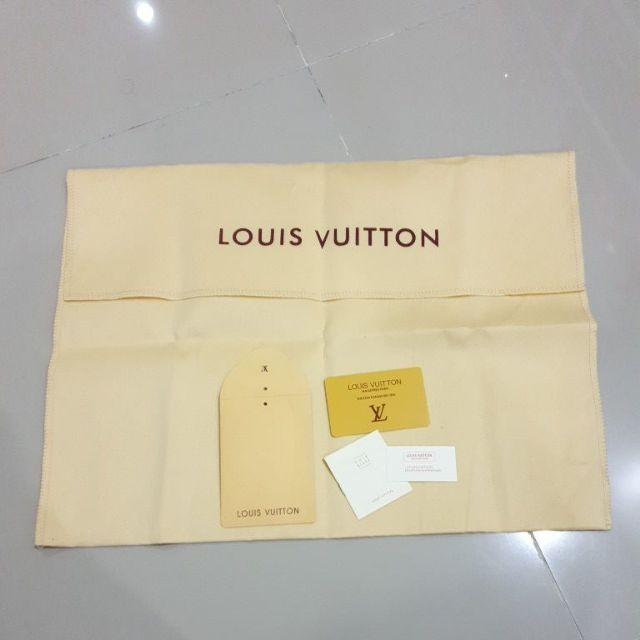 louis vuitton dust bag