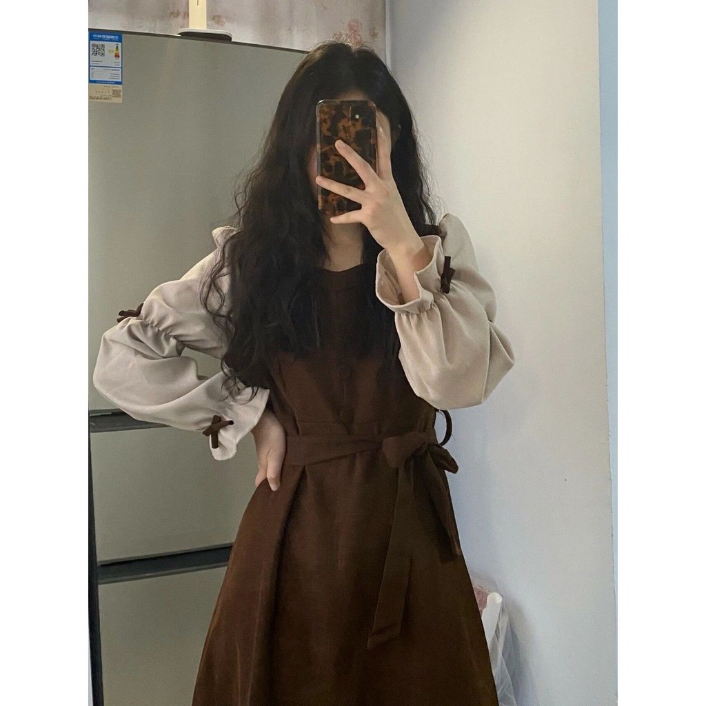 Spring 2023 vintage French party led off long dre2023 Retro Square Neck Fake two-Piece long-Sleeved Dress Slimmer Look Puff sleeve Lace-Up High Waist a-Line 5.286.1