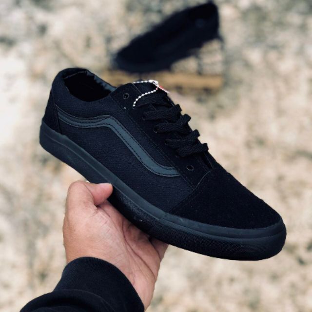 vans black edition
