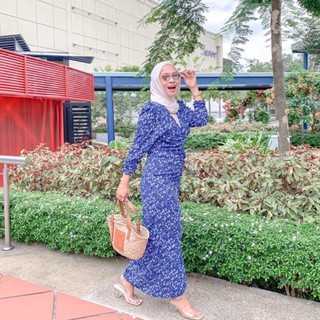 DEWI DIARY SUMMER PRINTED FLOWER DRESS | Shopee Malaysia