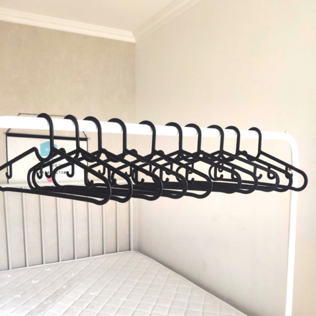  PENYANGKUT  BAJU  HITAM BLACK HANGER IKEA  Shopee Malaysia