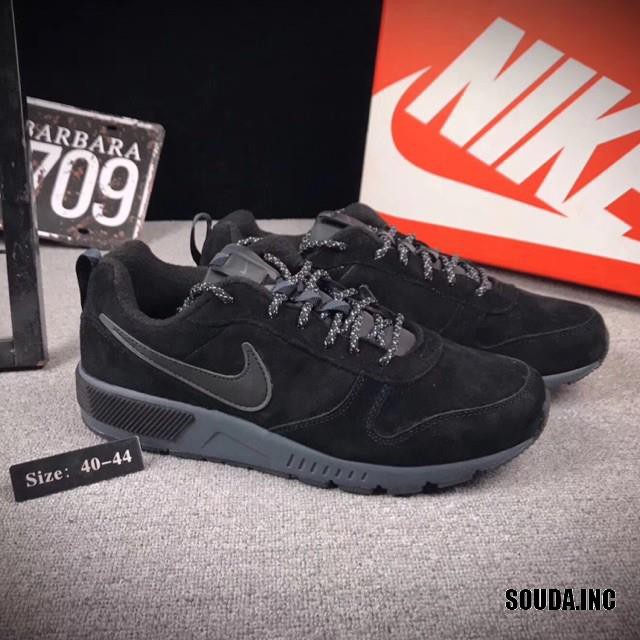 nike sneakers nightgazer