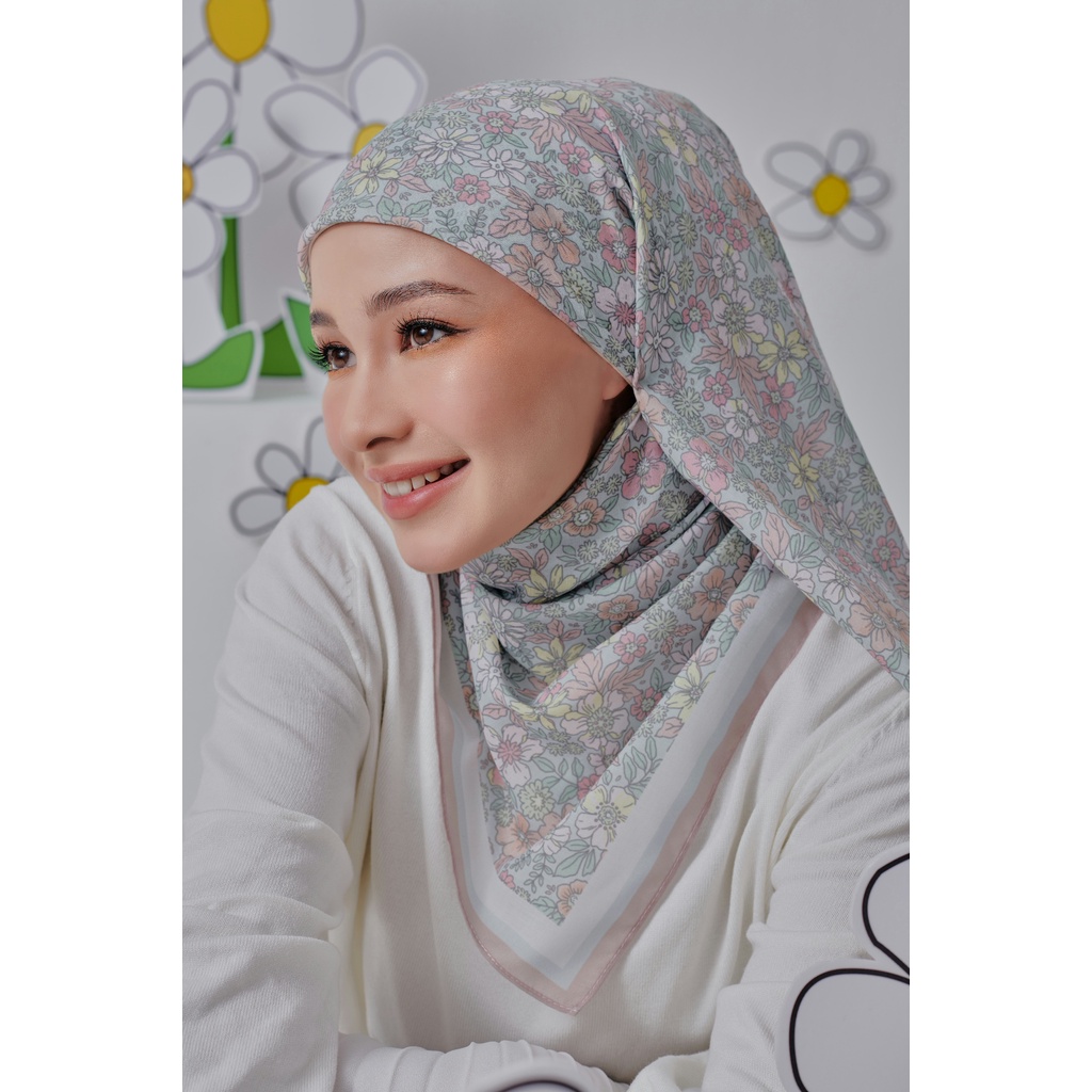 GIAA u0026 CHLOE (bawal printed full bloom) by Ameera Zaini Official