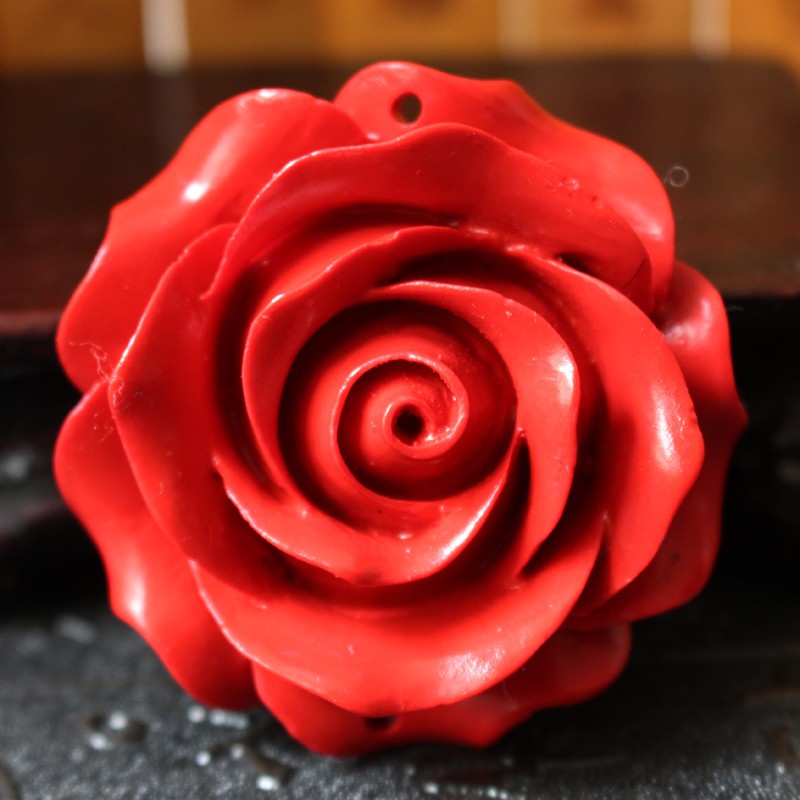 50pcs 3D Rose Flower Cinnabar Resin Beads Red Carved Loose Spacers Beading 10mm