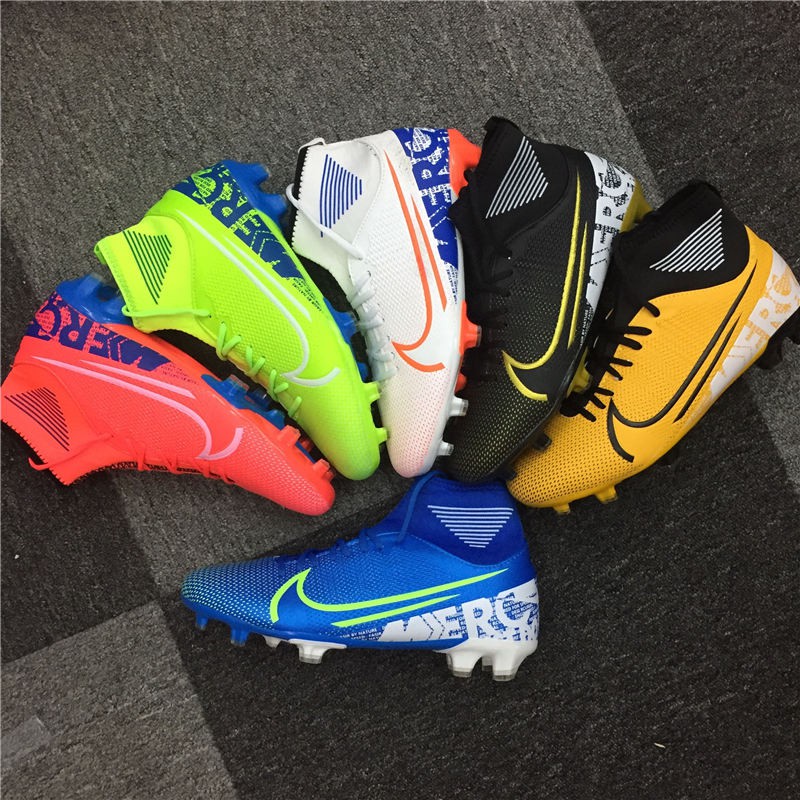 Nike Mercurial Superfly 7 Club IC Indoor Football Boots.