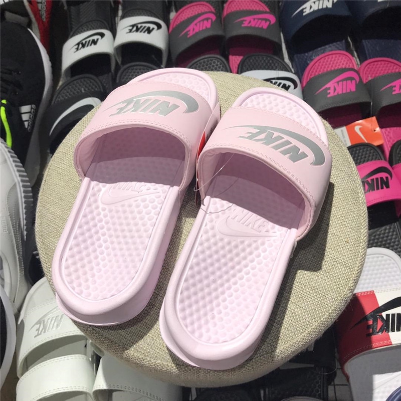 ladies nike sandals at sportscene