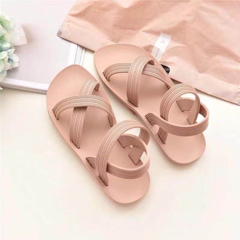 size 40 sandals