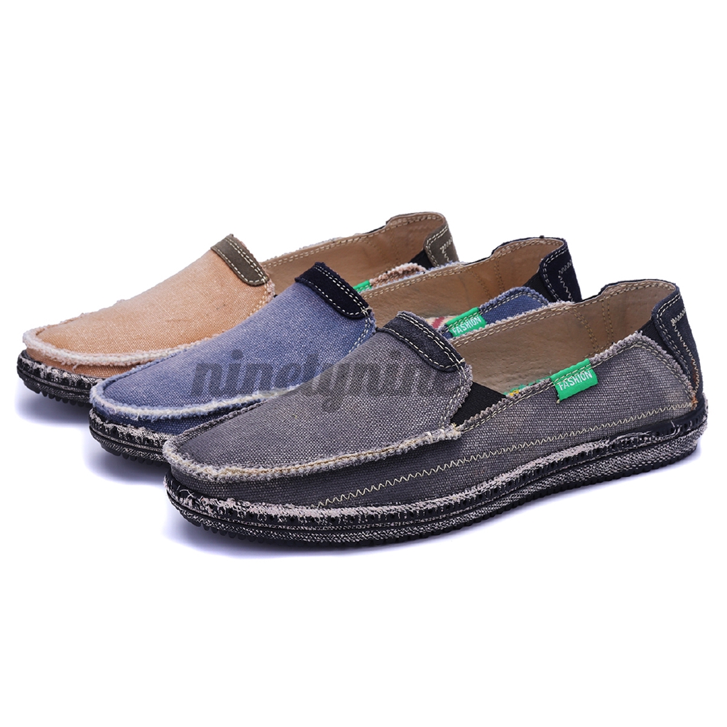 flat boat shoes